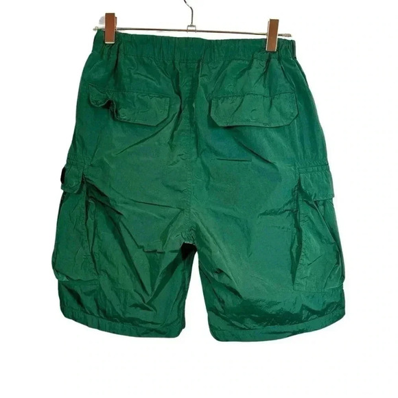 M+RC Noir EOM Cargo Pocket Mesh Lined Drawstring Shorts in Forest - Picture 5 of 8